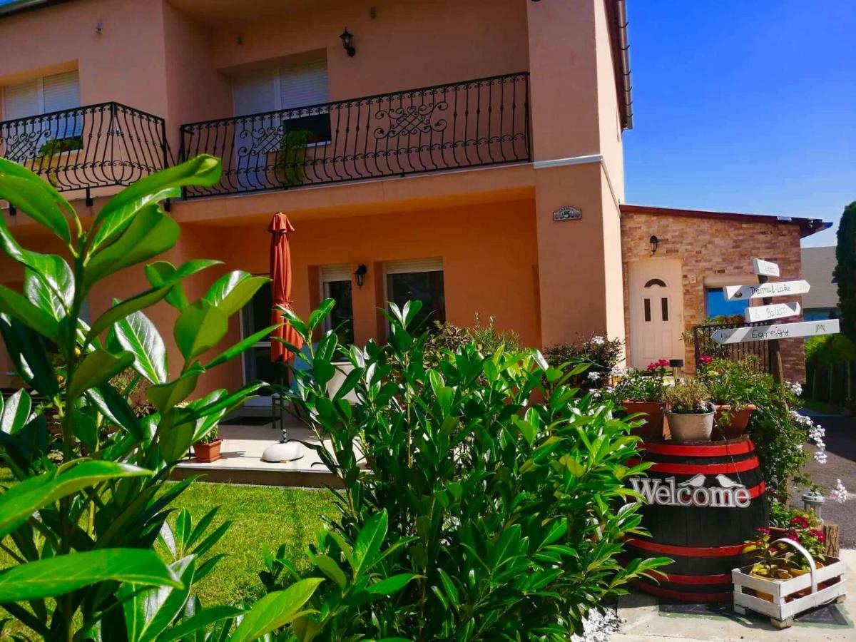 Lavendel Apartments Hévíz Exterior foto